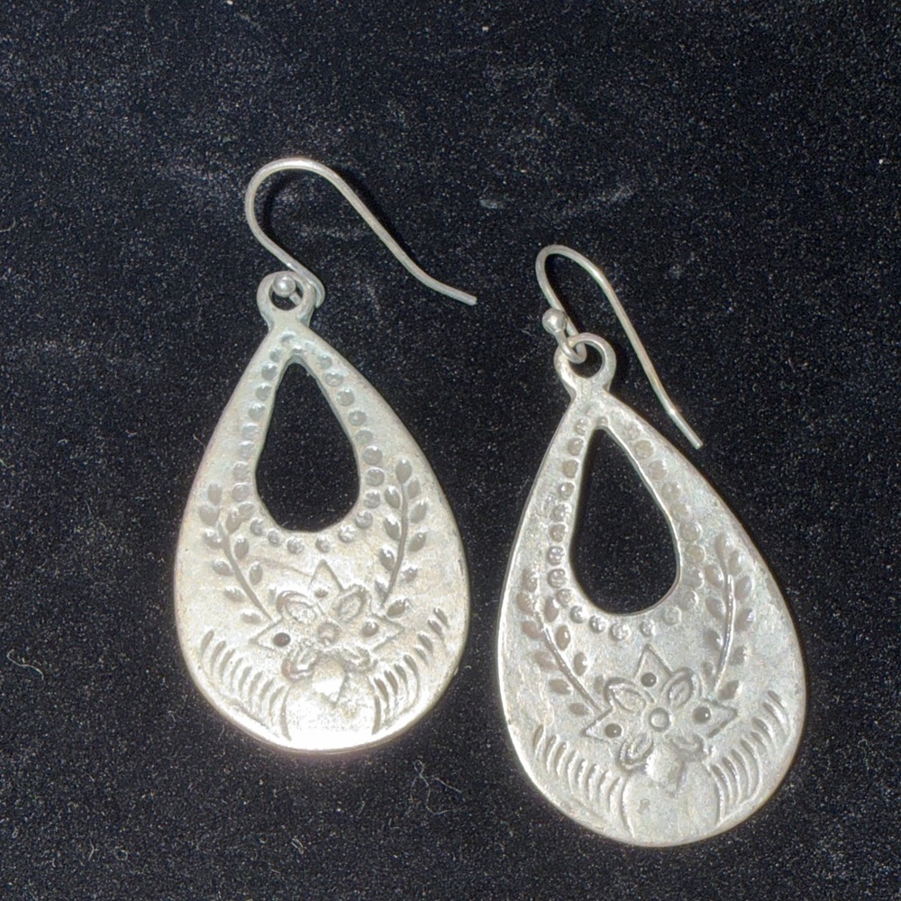 Sterling-Style Teardrop Floral Dangle Earrings GUC